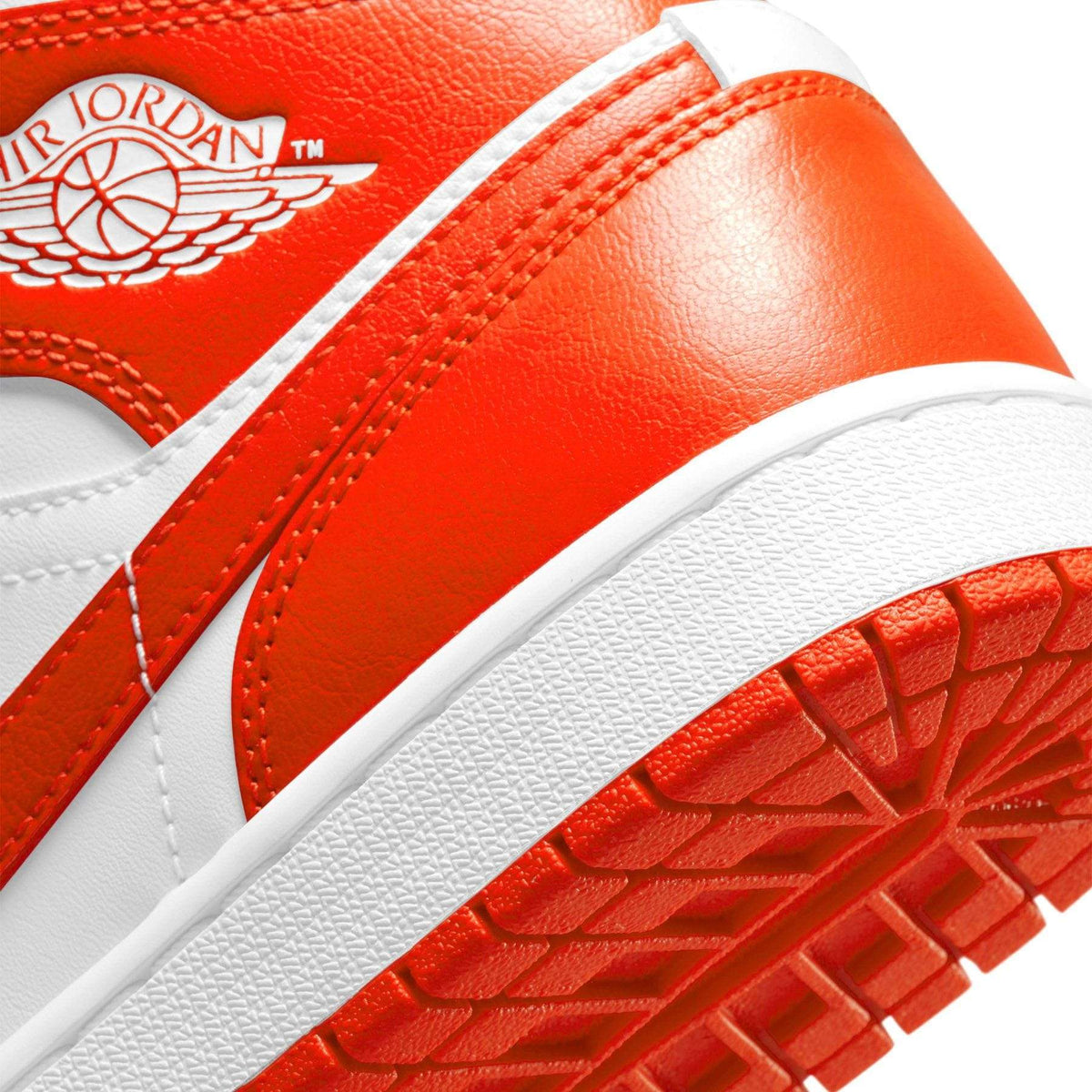Air Jordan 1 Mid 'Syracuse'